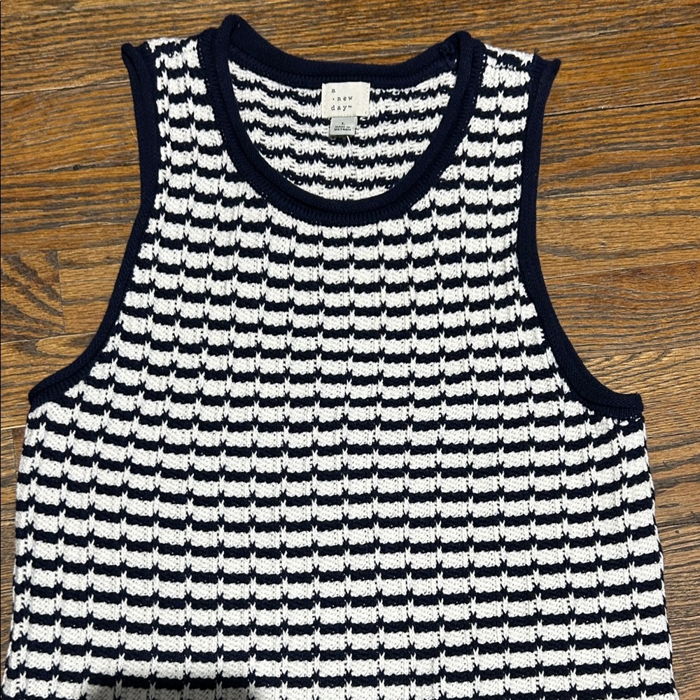 Sleeveless Navy and White crochet Striped Knit Sheath Dress - Picture 6 of 7